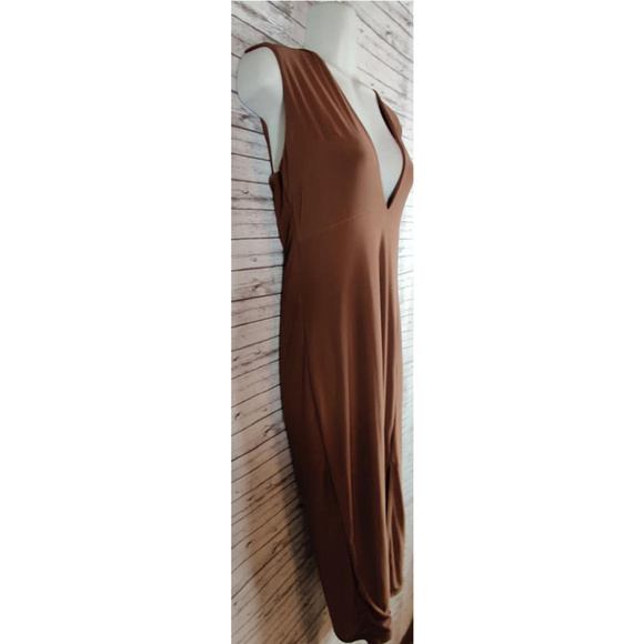 🌼Missguided Sleeveless Midi Dress Sz 12 NWT - Picture 2 of 7